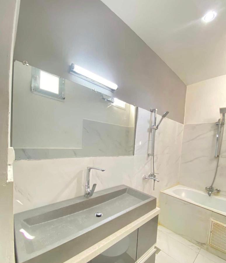 Appartement Haut Standing Idealement Situe A Dakar Eksteriør billede